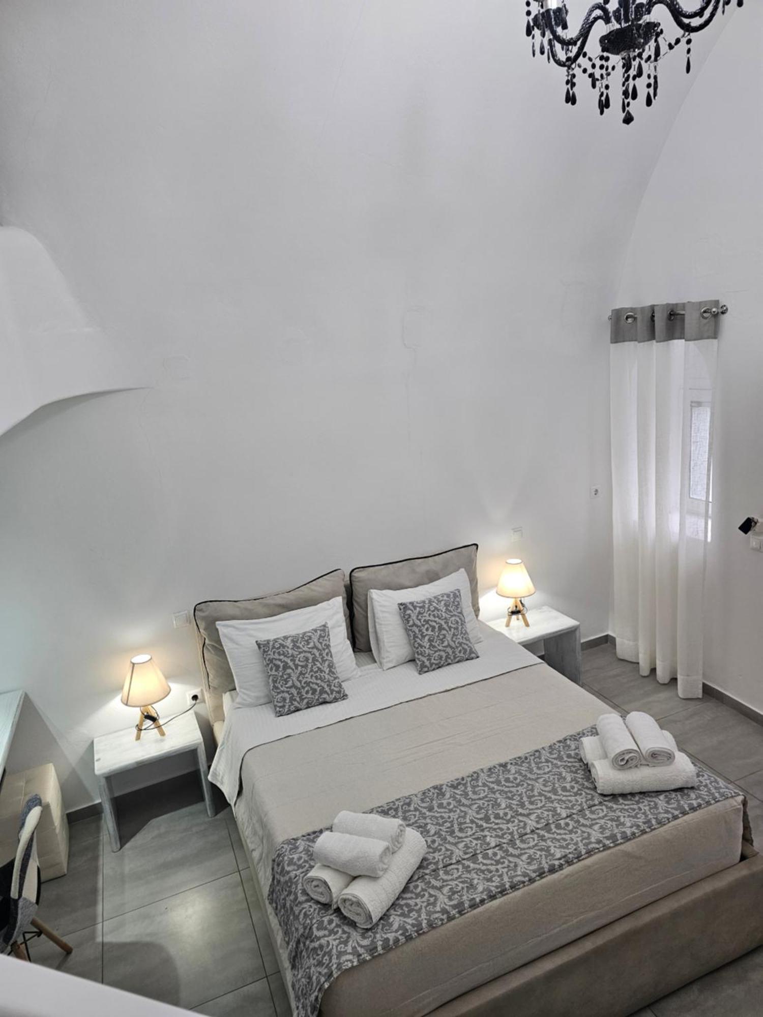 Ferienwohnung Unique Leta Fira  Exterior foto