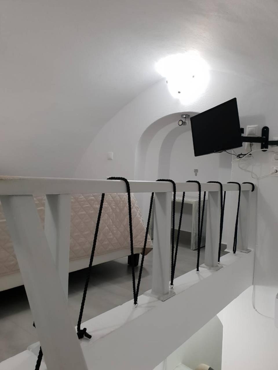 Ferienwohnung Unique Leta Fira  Exterior foto